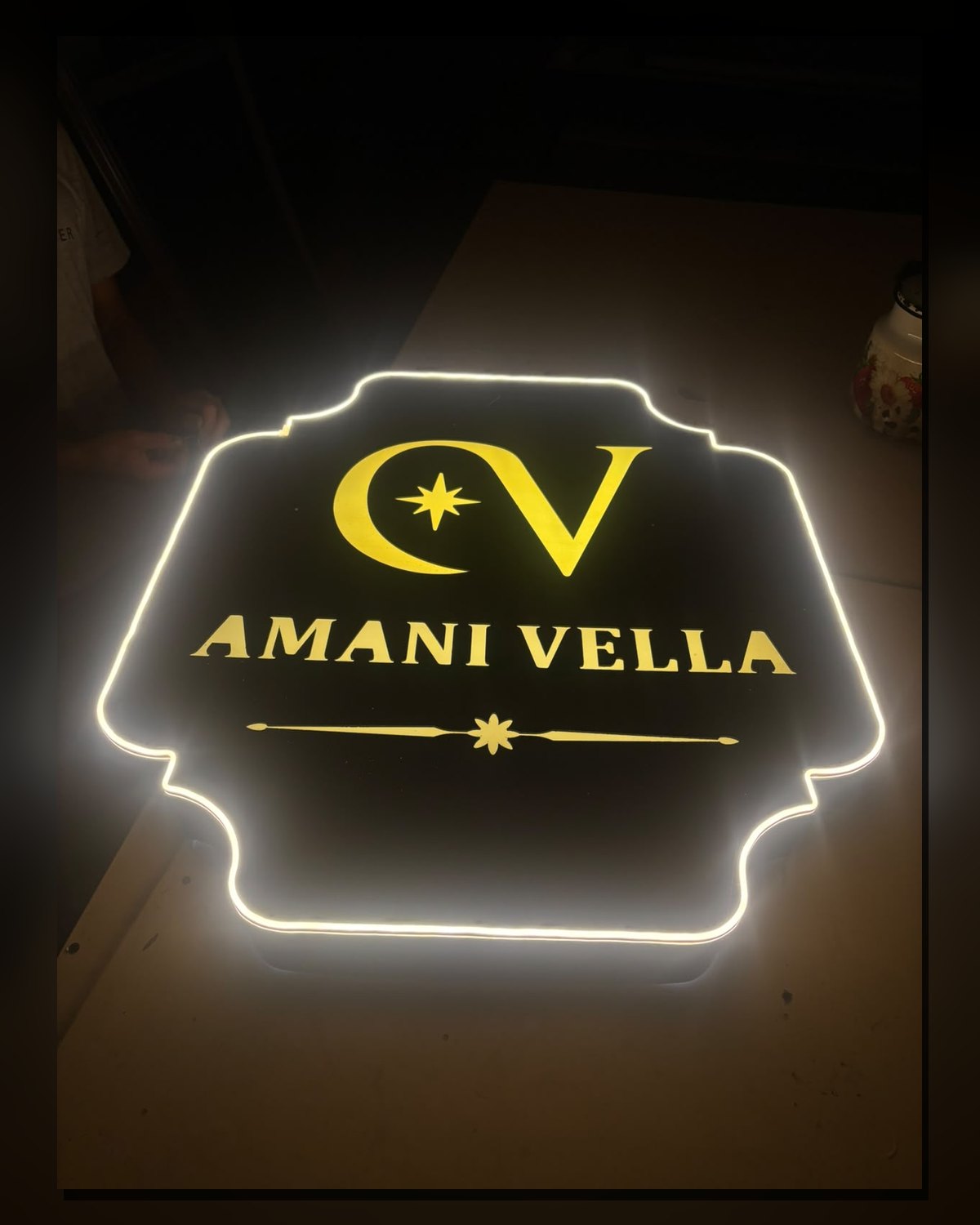 AMANI VELLA — работа Master Reklam