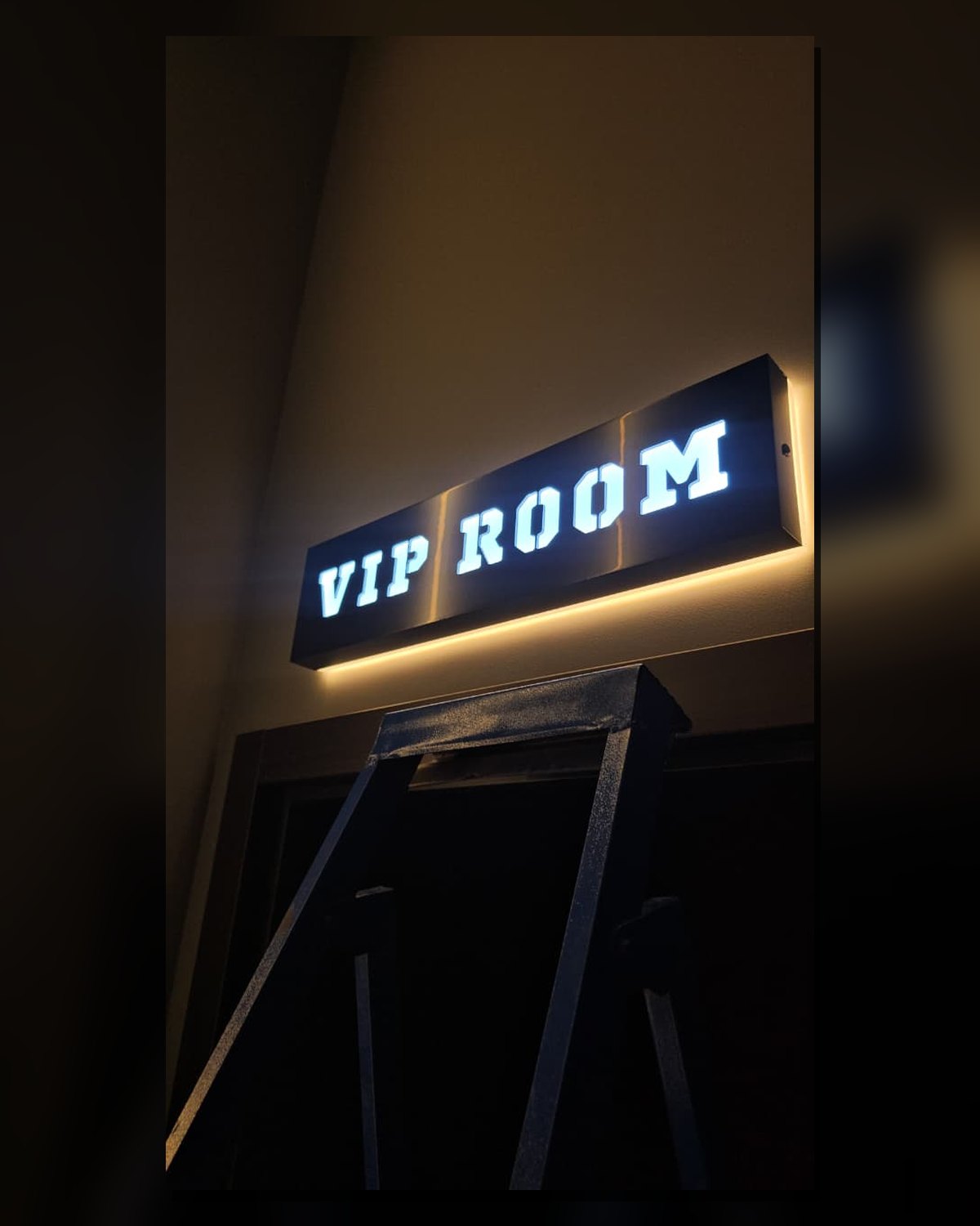 VIP ROOM — работа Master Reklam